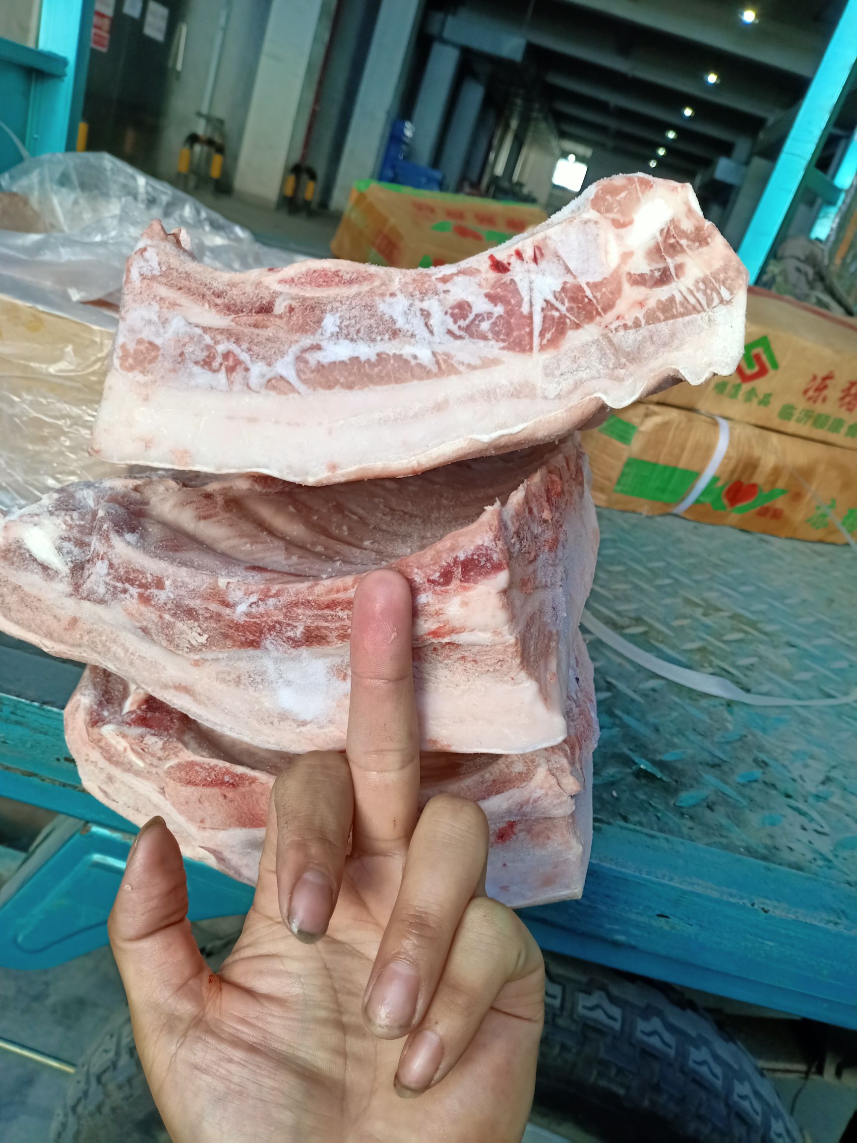 猪肉类  国产中方6—8片，9一12片