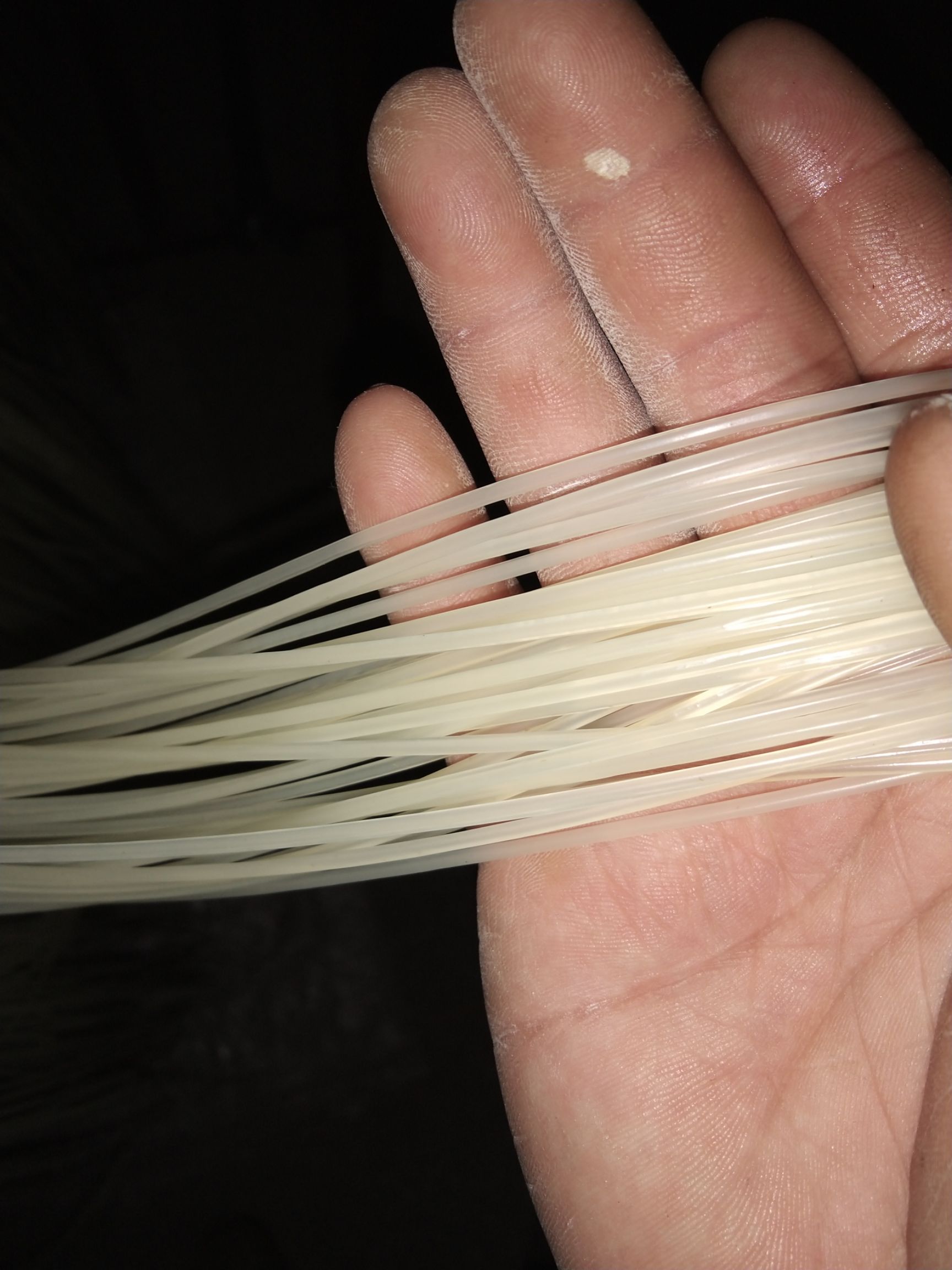 米粉米线    农家纯手工衡阳本地特色米粉，米线筋道，爽滑，Q弹