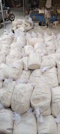 益生菌发酵豆腐渣添:玉米粉，饼干粉，米糠，麦糠，豆渣制作而成