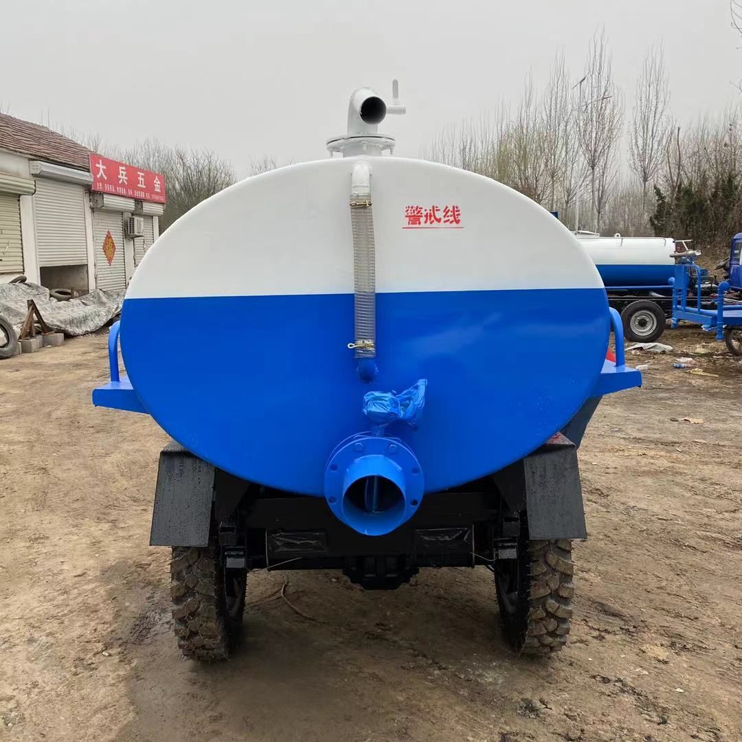 小型吸粪车养殖场沼气池抽粪车三轮吸粪车