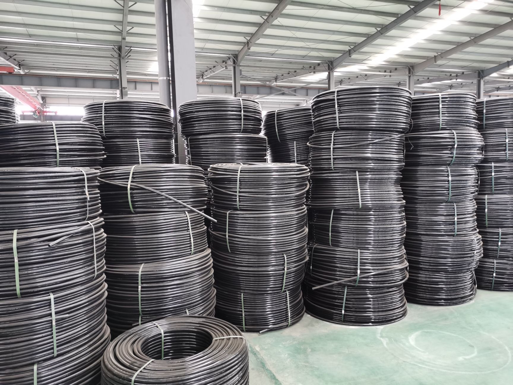 PE管黑色水管农用水管果园用水管农田用水管各种规格水管热熔管