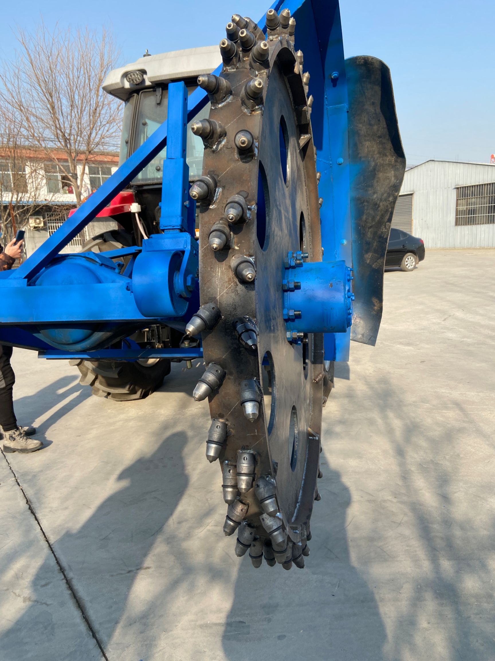 开沟起垄机  圆盘式开沟机大型工程自来水管道电缆线开槽机混凝土水泥路面开沟