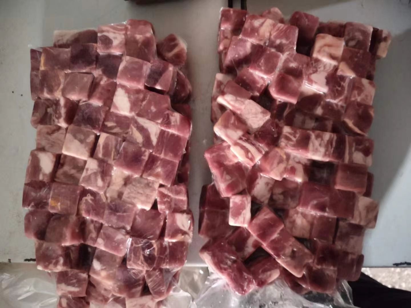 牛腩 牛肉粒，不散不碎一手货源电商批发零售