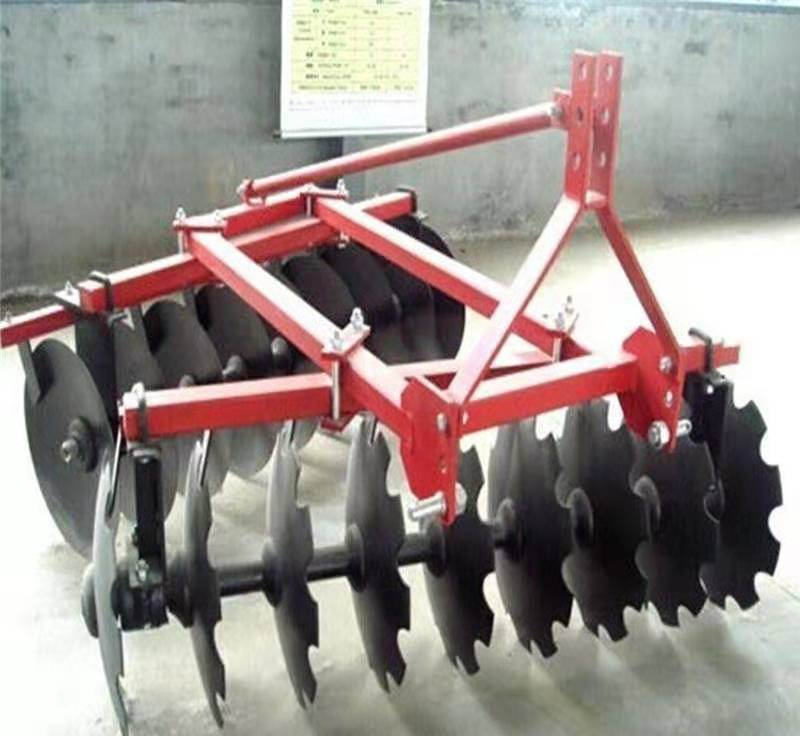 圆盘耙 优质圆盘轻粑 拖拉机悬挂圆盘轻耙