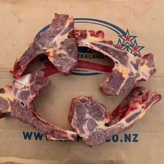 河间市牛脊骨  135厂牛背骨，满满的都是肉。手续齐全