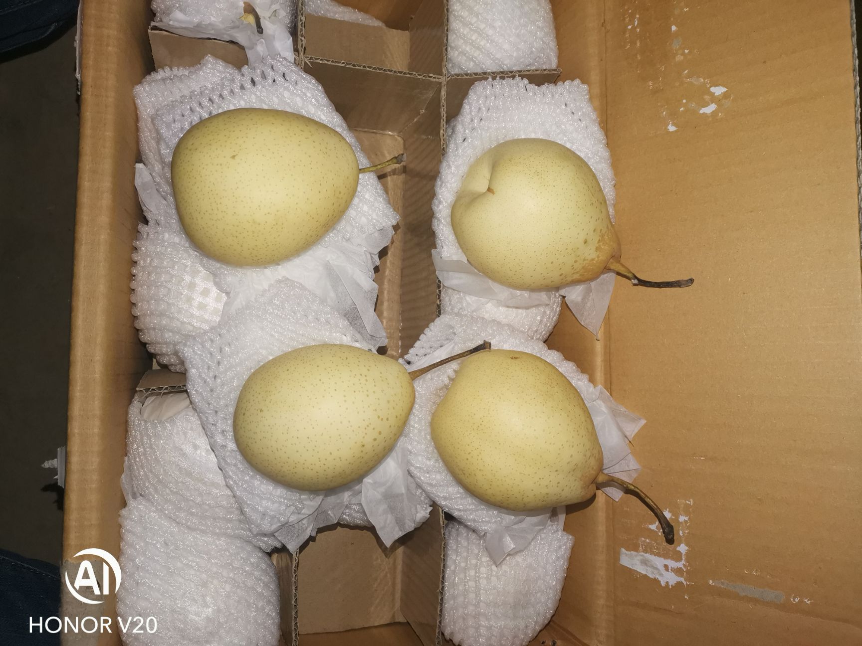 鸭梨  水晶丫梨河北水晶丫梨皮薄肉厚产地直销