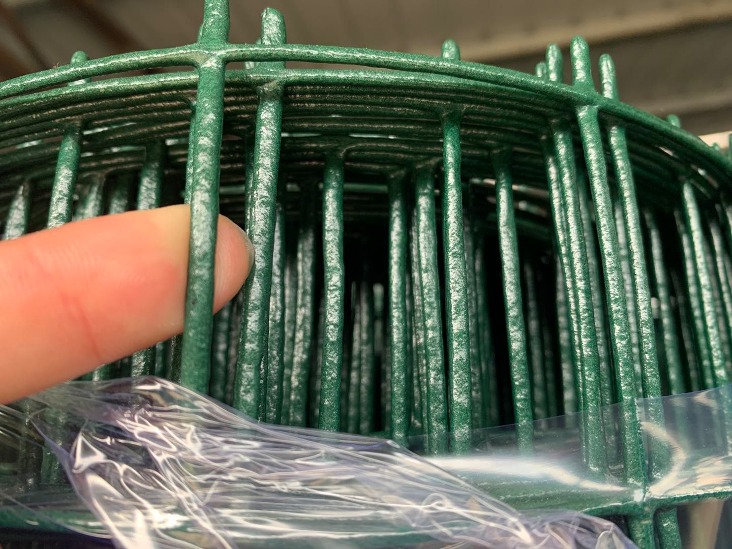 铁丝网荷兰网圈玉米网养鸡养殖网农场鱼塘防护网菜地果园园林防护