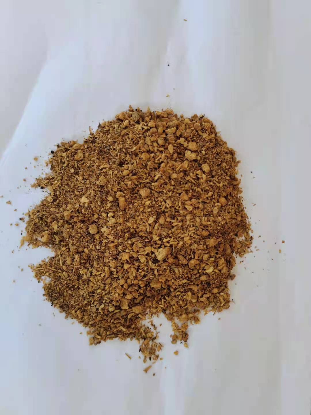 花生渣 烘干金针菇渣蛋白10灰分1肪2粗纤维28水13有机质90