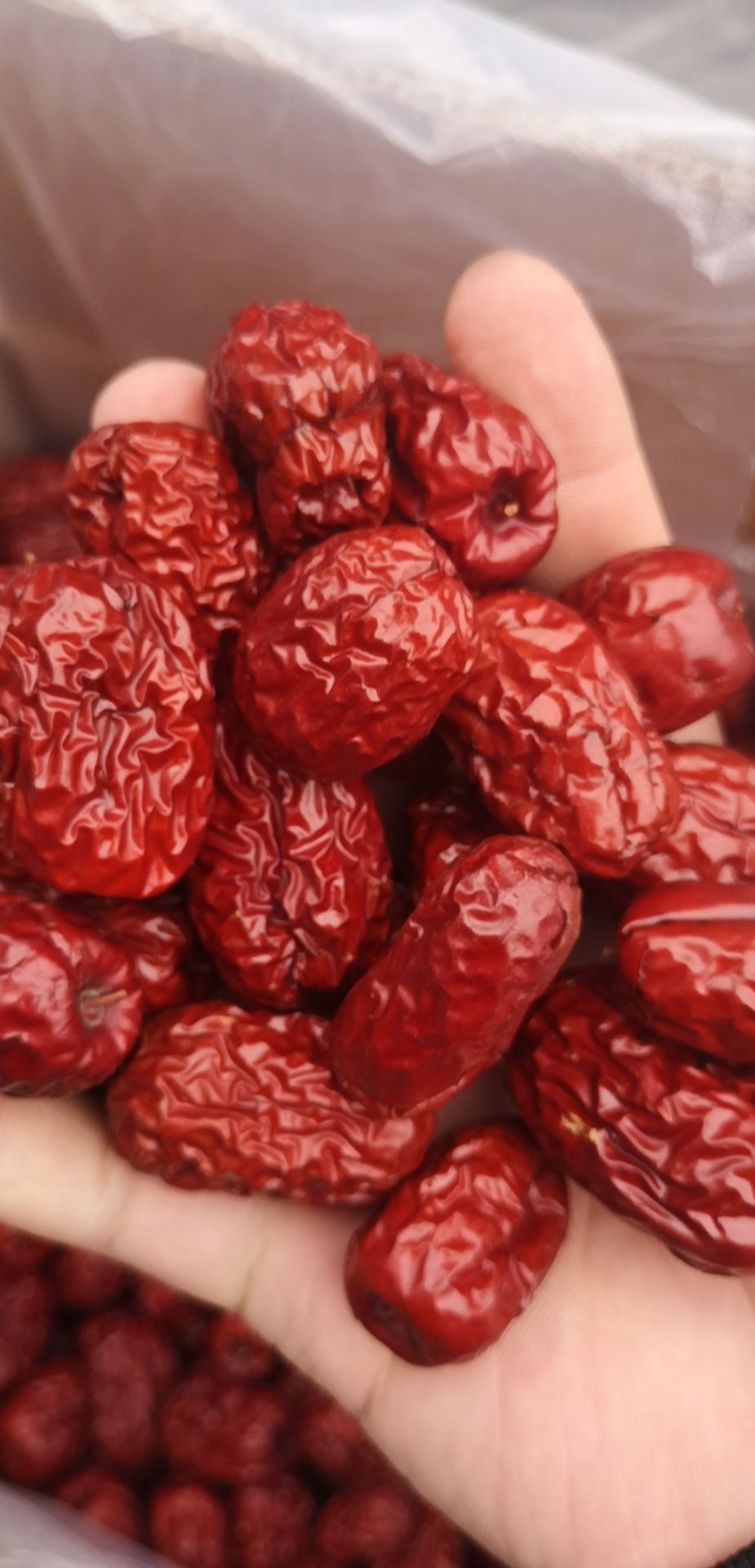 新疆特产红枣，价格优惠，，适合电商平台各个规格等级的都有