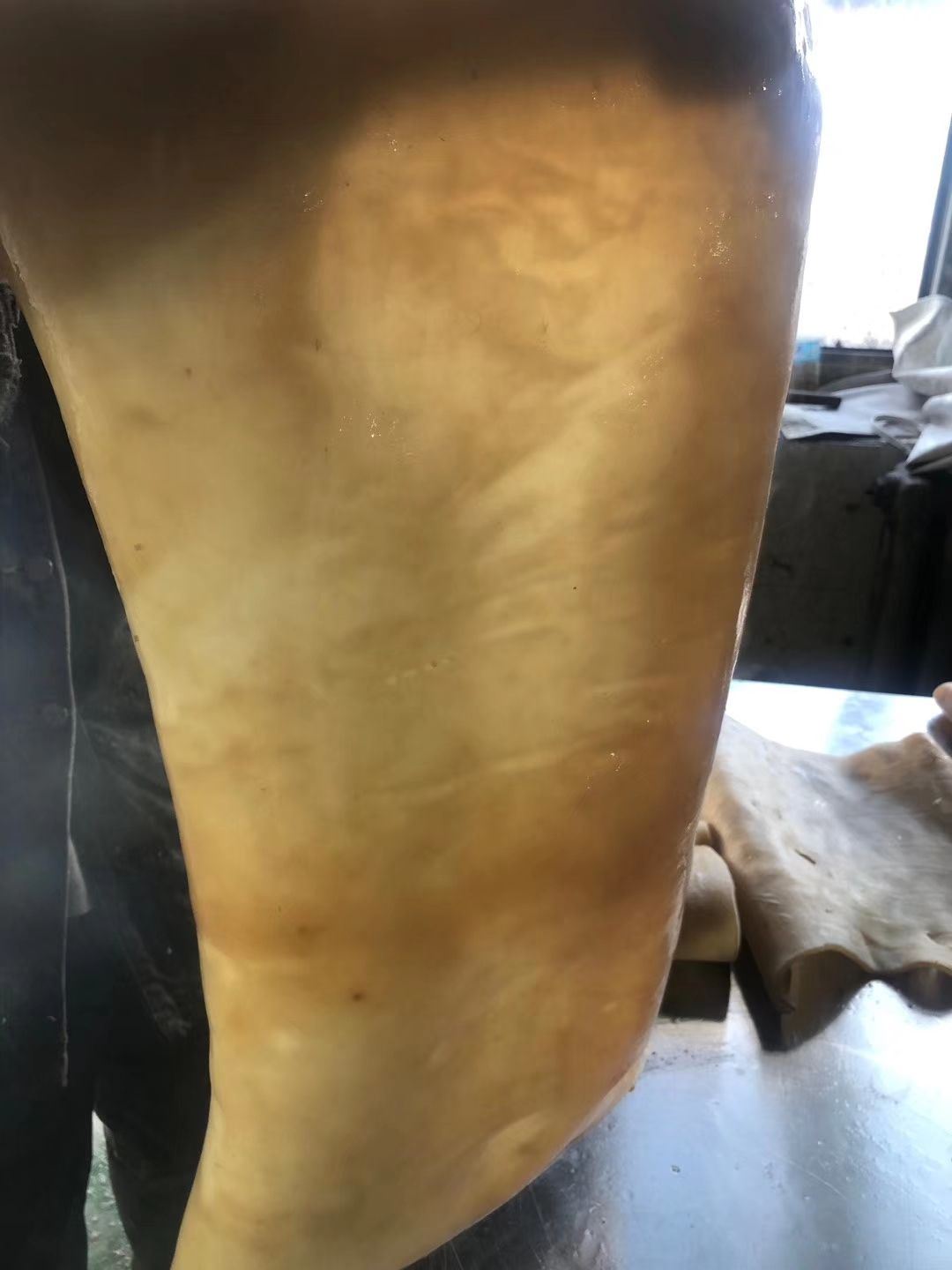 纯水褪牛皮，牛头皮等，带皮牛肉原料