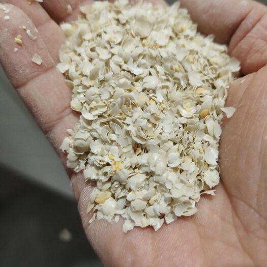 招远市豆饼饲料  豌豆渣豌豆皮豌豆饲料豆瓣灿豆