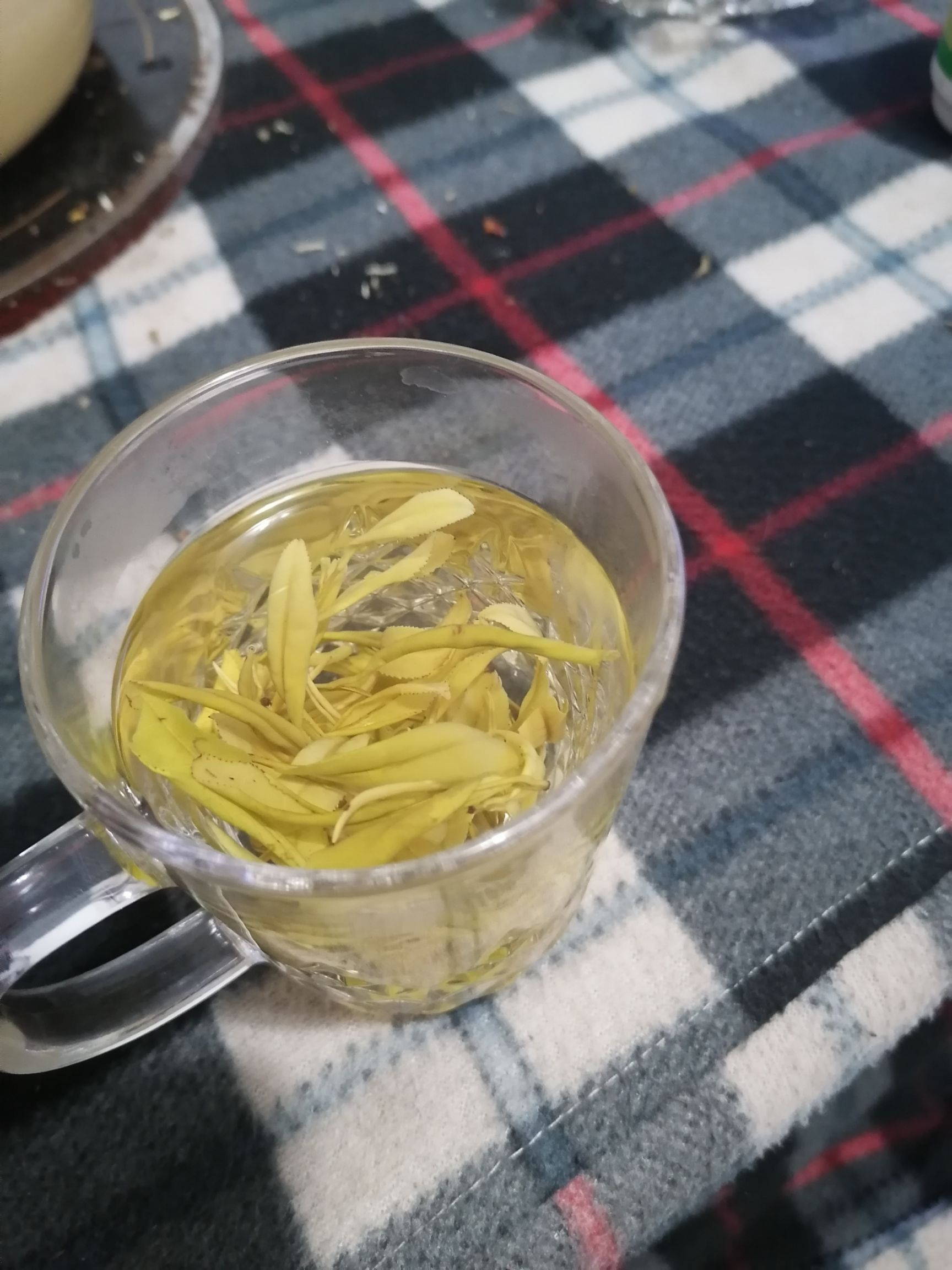 黄芽茶  黄金芽。色泽好！芽头好！味很正！！