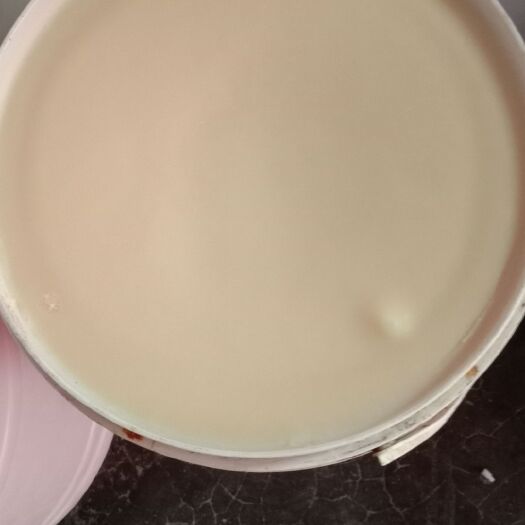 火炼猪油，淡黄白色，自然芳香，纯正香猪油