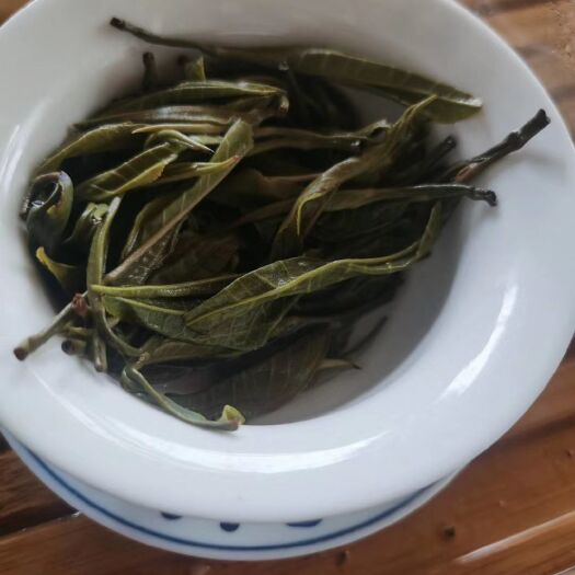 永德县采摘工 户丫一牙一叶，价格不高，口感不错