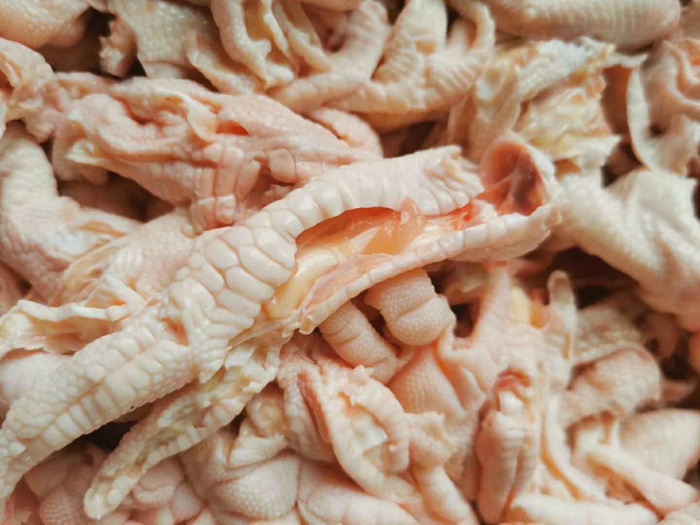 板冻脱骨鸡爪，纯干无水货好！