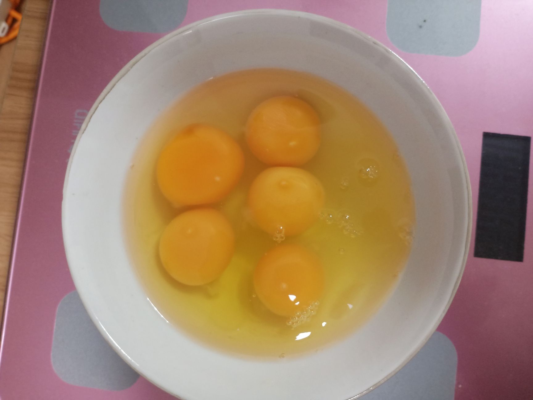 绿壳蛋 自家养纯笨鸡蛋