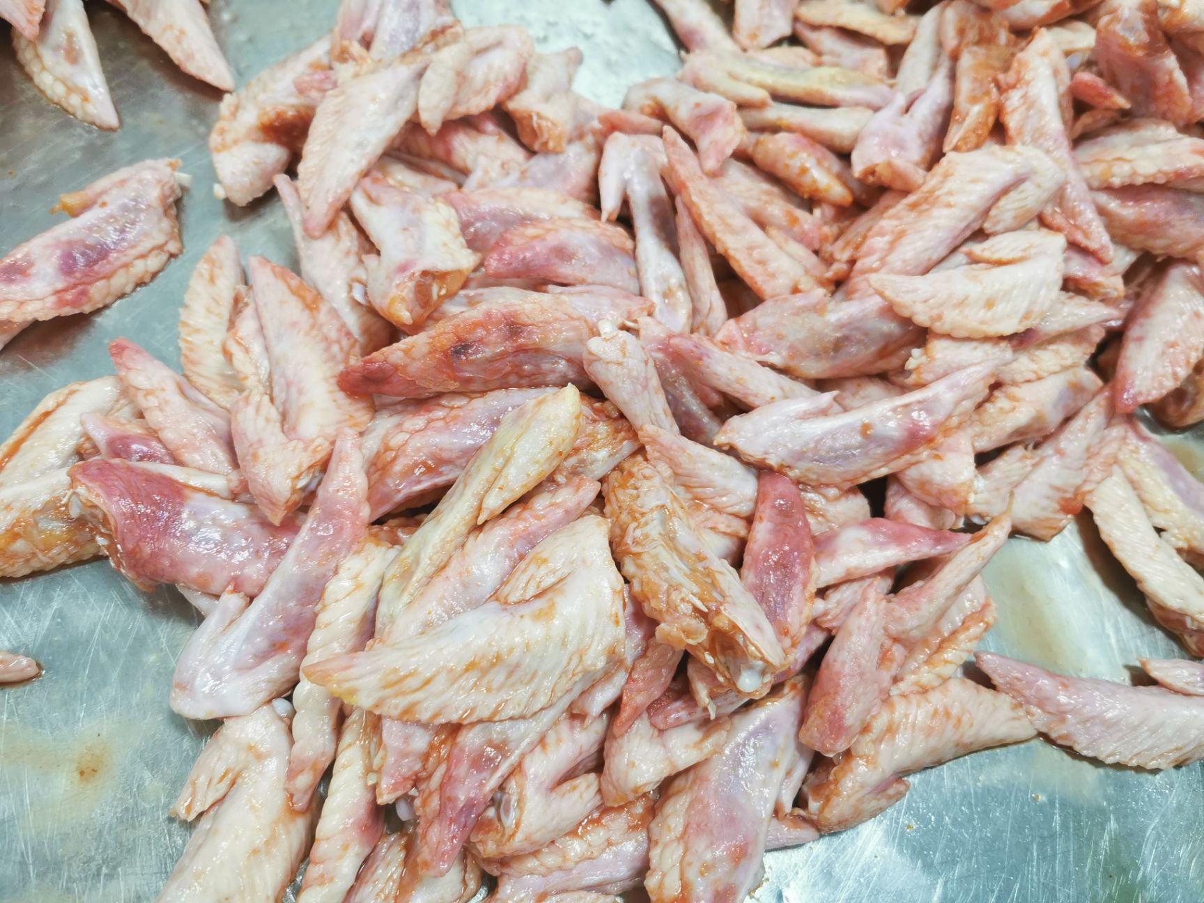  自家生产手工纯干鸡翅尖串大串小串一箱300串