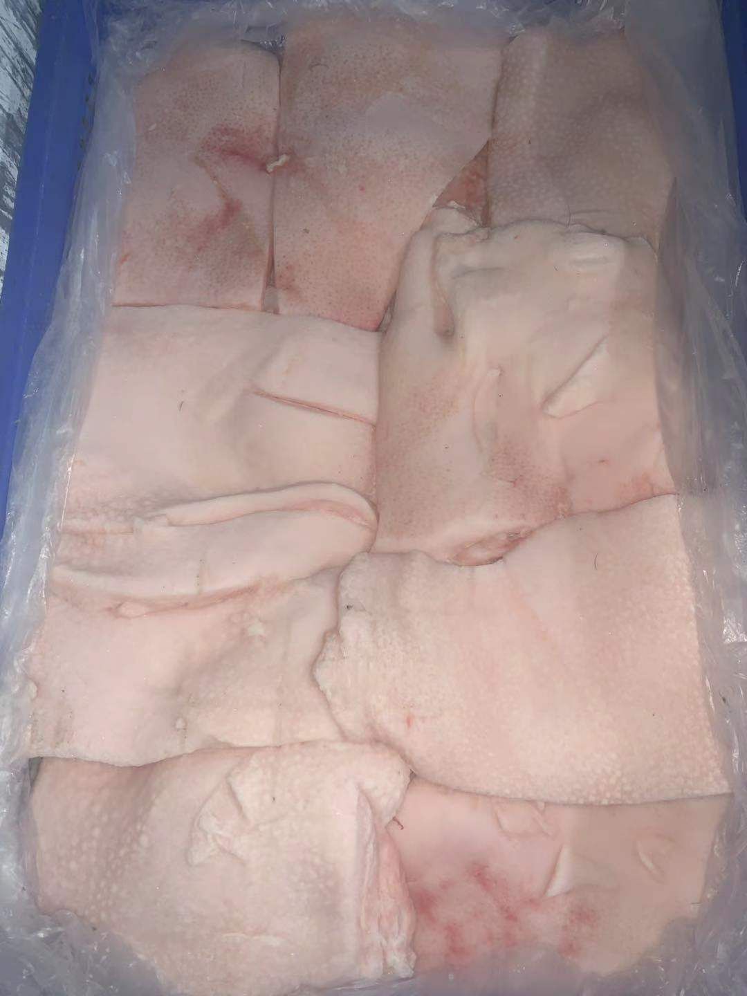 猪肥膘  国产肥膘，肉厚