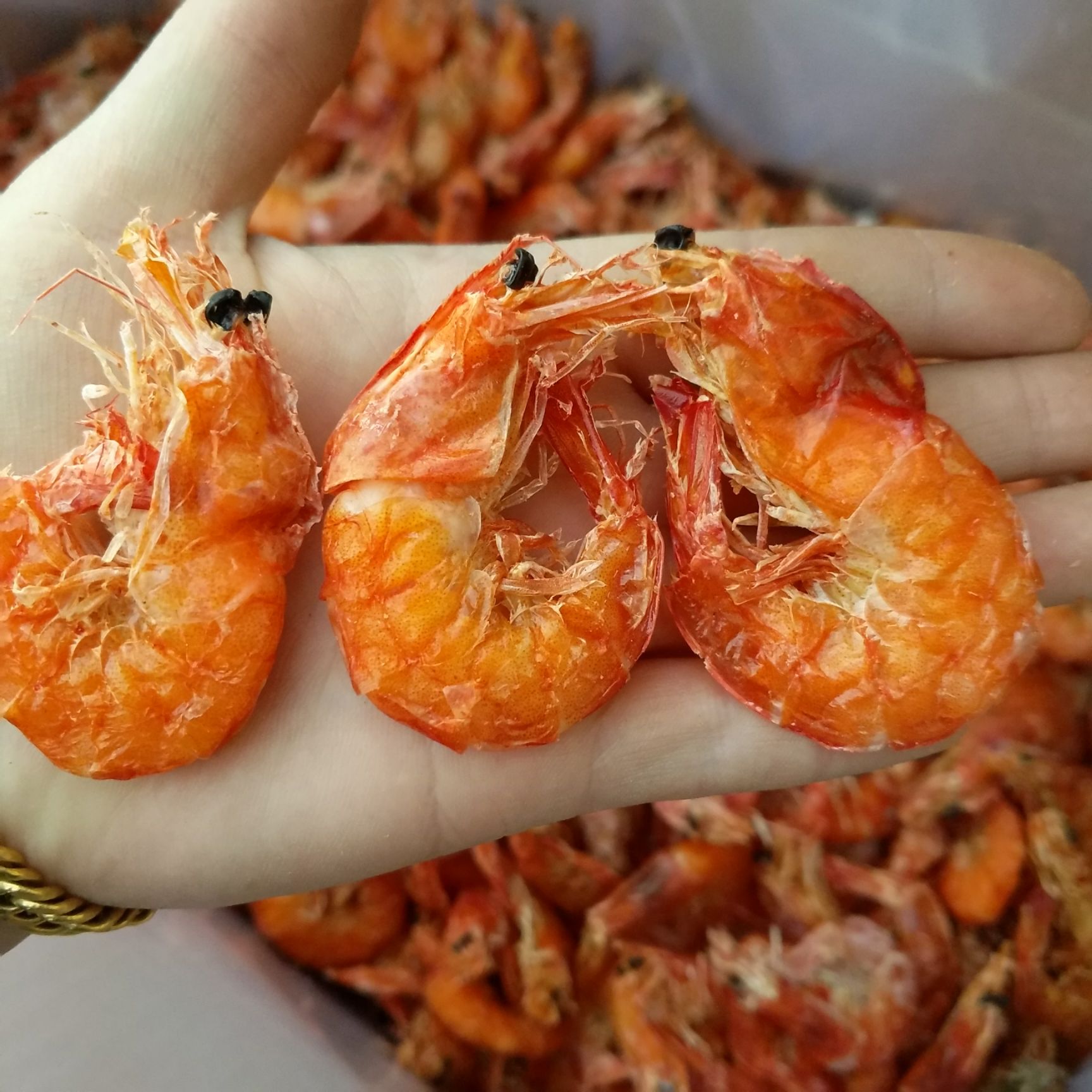 虾干  烘干软壳大虾，不用剥皮的那种纯虾肉全国冷链物流发货