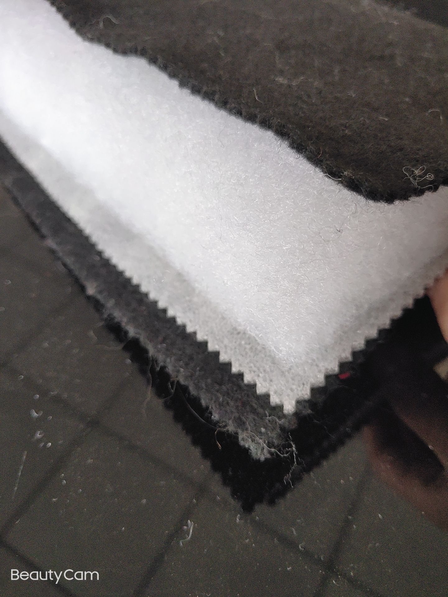 太空棉保温被具有保温效果好，沥水性高，阻燃性强，使用寿命长