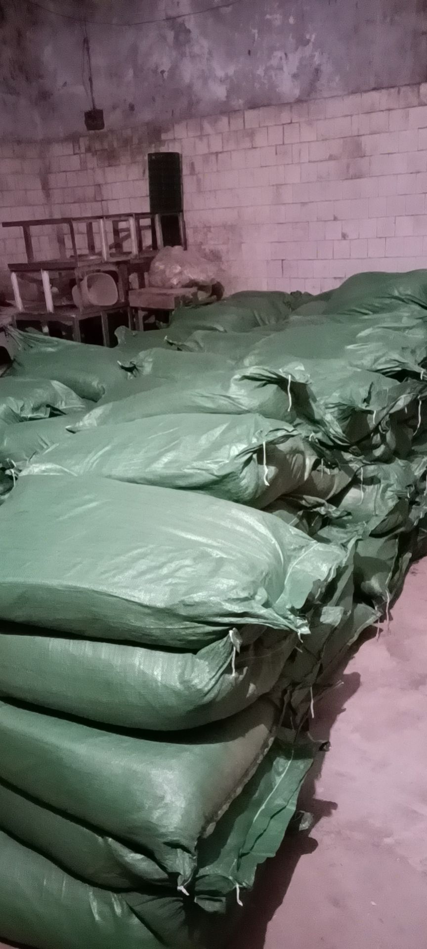 豆腐渣  发酵豆渣，与黄酒糟粉好结合充分发酵使期蛋白16个以上