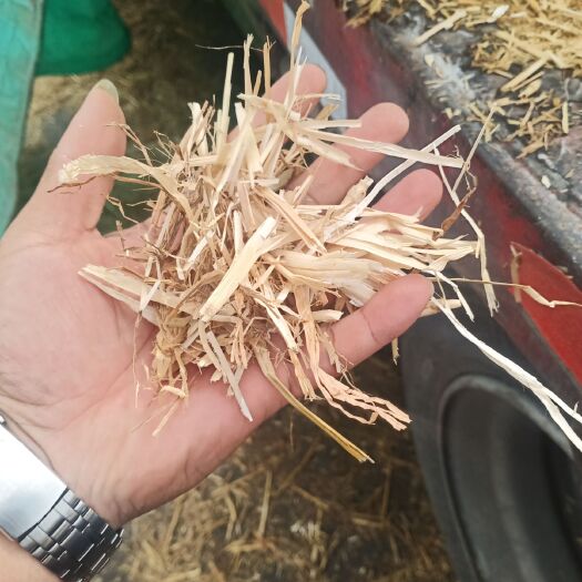 漯河小麦秸秆二次加工柔丝，压块，质量保证，诚信经营。