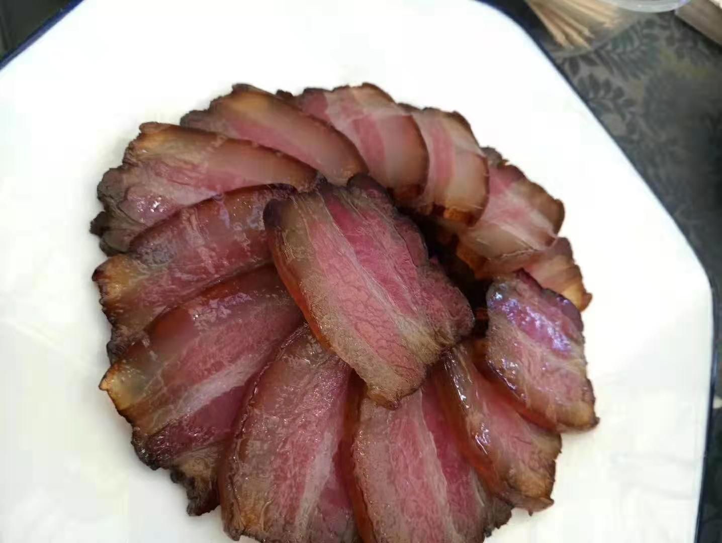 五花腊肉湖南土特产柴火烟熏腊肉乡里腊肉


谷壳香五花腊肉