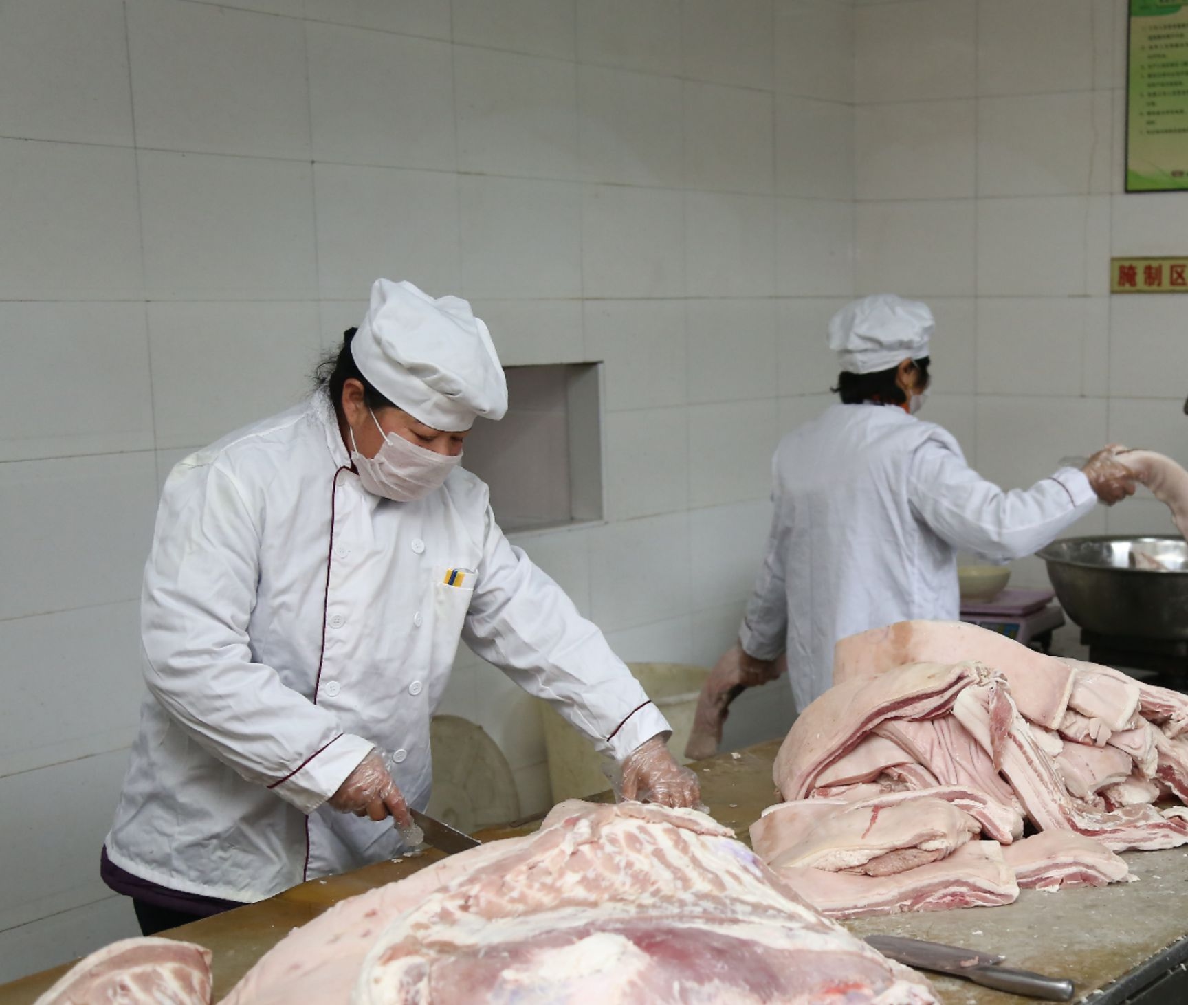 五花腊肉湖南土特产柴火烟熏腊肉乡里腊肉


谷壳香五花腊肉