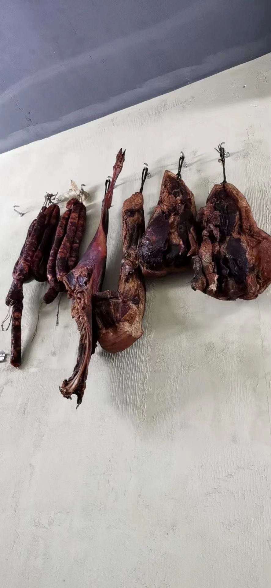 腊猪脚  农家散养土猪腊肉