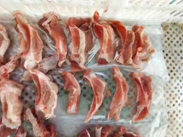 猪排骨  脆骨肉，眉毛骨，猪脆骨，常年加工，常年有货，猪软骨