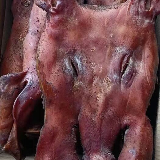 腊猪头  农家散养腊耳皮