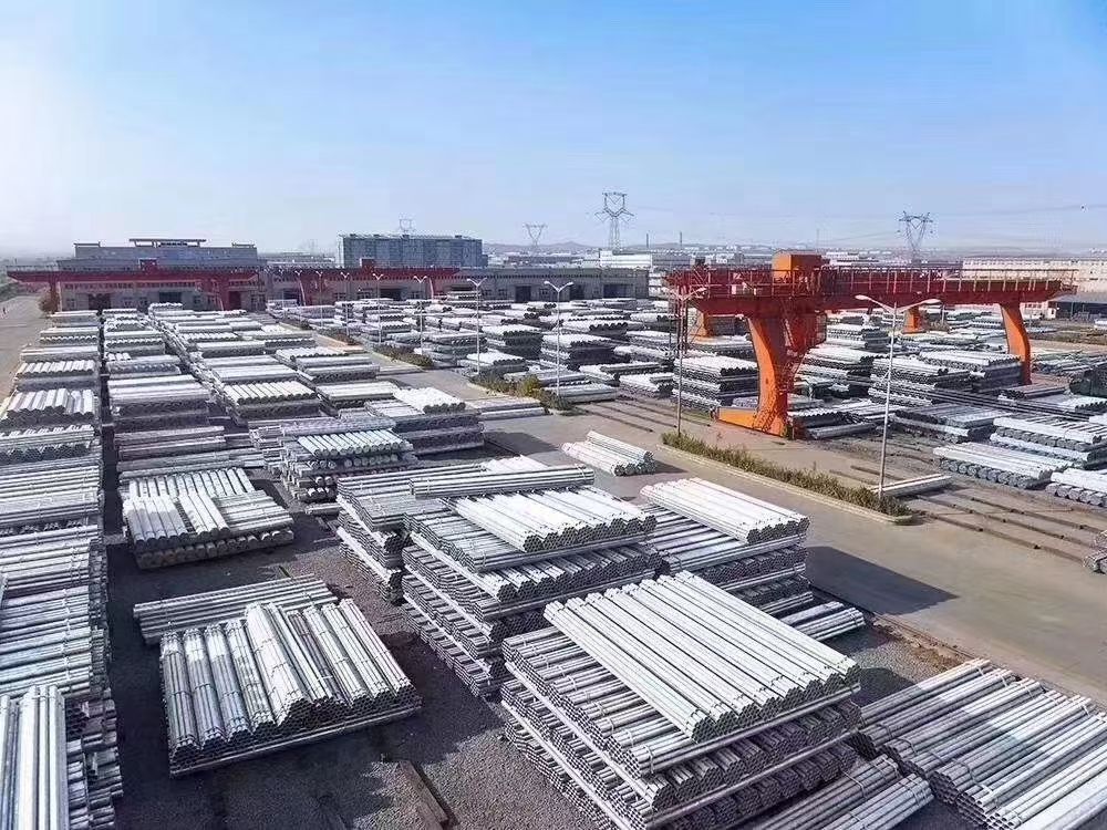  专业生产大棚管   猪舍设计