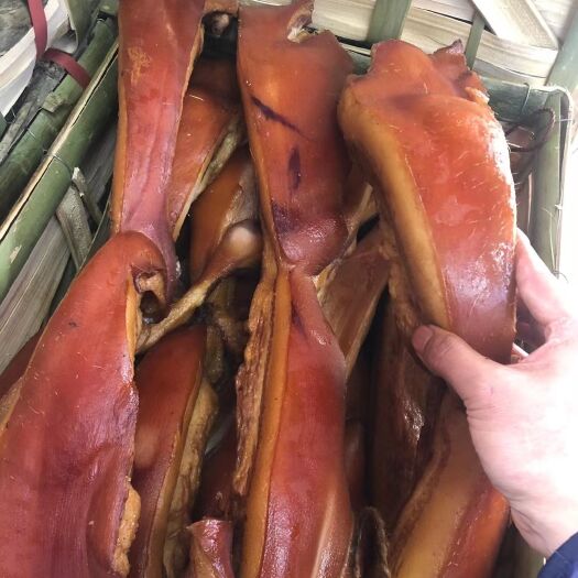 成都腊肉  槽头肉好货，价格美丽，颜色漂亮