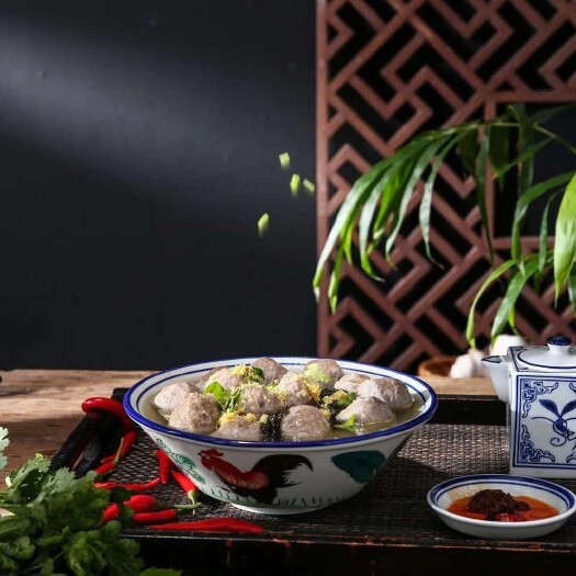 潮州潮汕正宗手工烧烤火锅食材牛肉丸