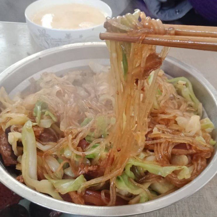 红薯粉丝  手工红薯粉条厂家直销质量保证口感好无食用胶