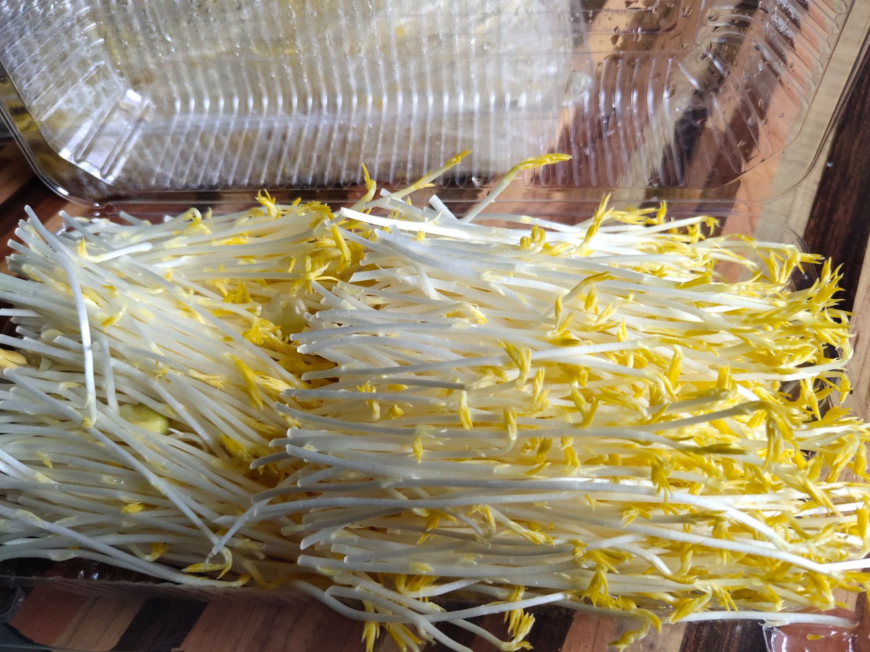 豌豆苗、菜之初苗芽菜，无农药残留富氧水培菜。