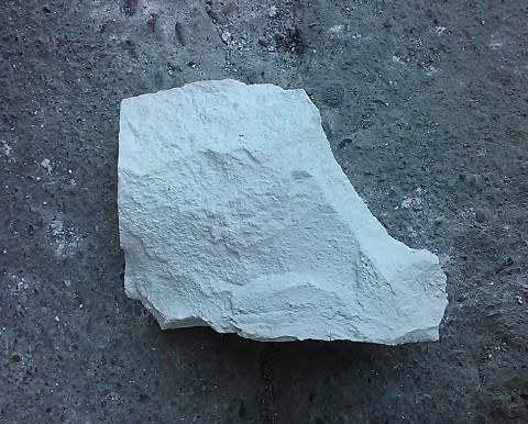 襄樊 出售生石灰，鱼塘禽圏杀菌消毒专用，量大从优，协助找车送货上门