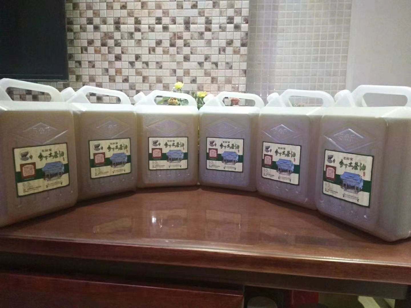 山茶油 茶籽油 非调和油 物理压榨  茶花 中国橄榄油