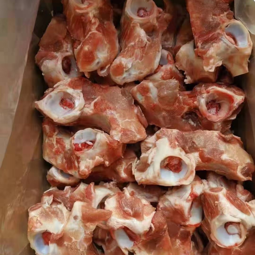 [猪骨批发]猪骨头 髋骨 带肉骨头 酱大骨专用 新鲜冷冻大骨头价格4元
