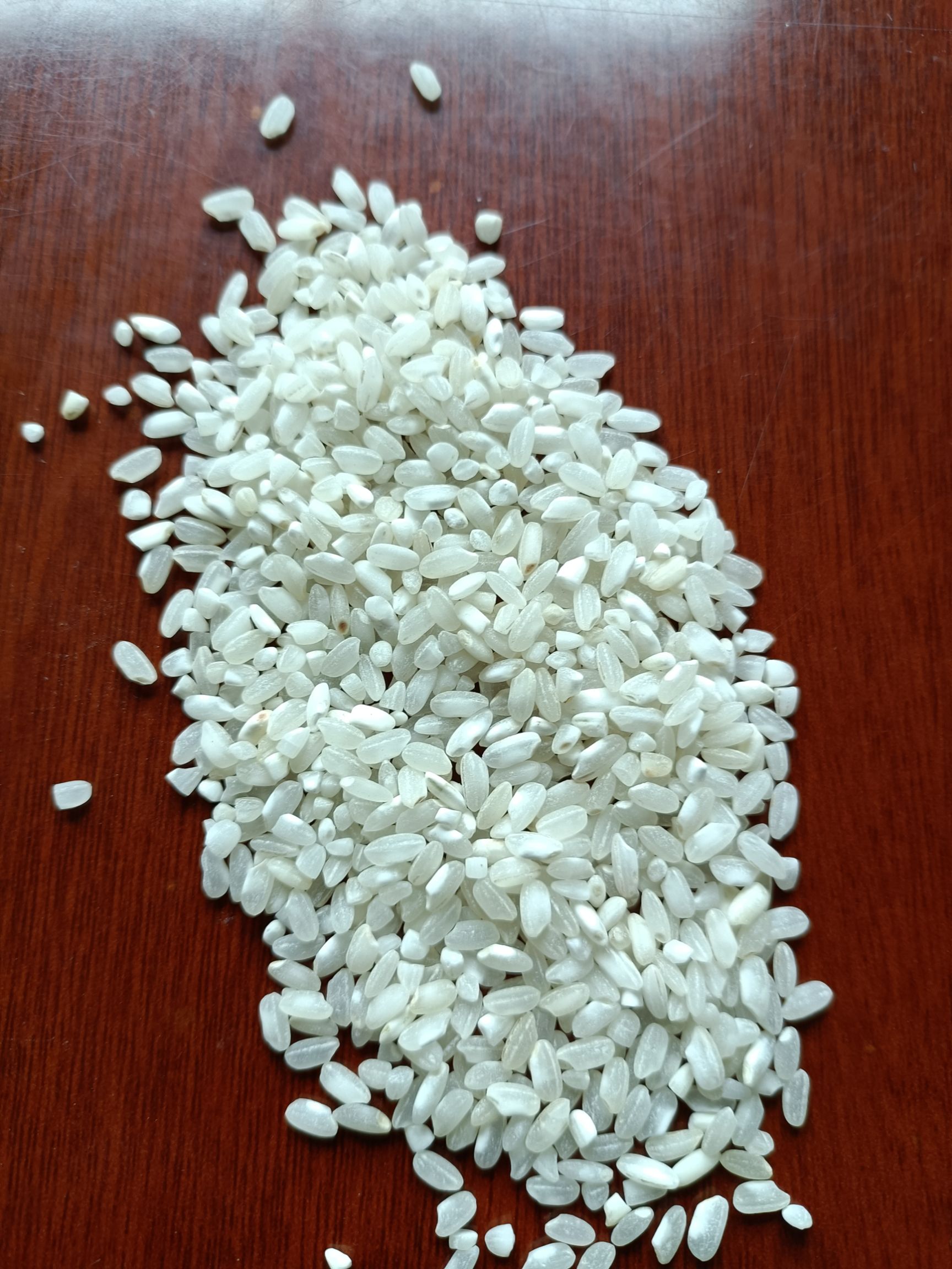 糙米  制作米粉米线米皮米豆腐肠粉等专用米，大量供应，货源，质量稳定