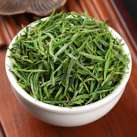舒城县舒城小兰花茶21年新茶，厂家直销，
300一斤明前茶