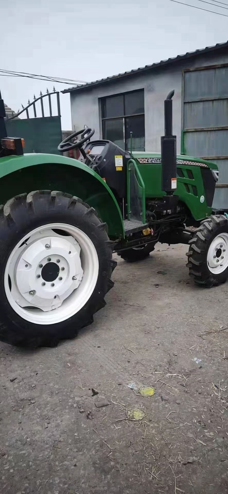 轮式拖拉机 雷木804