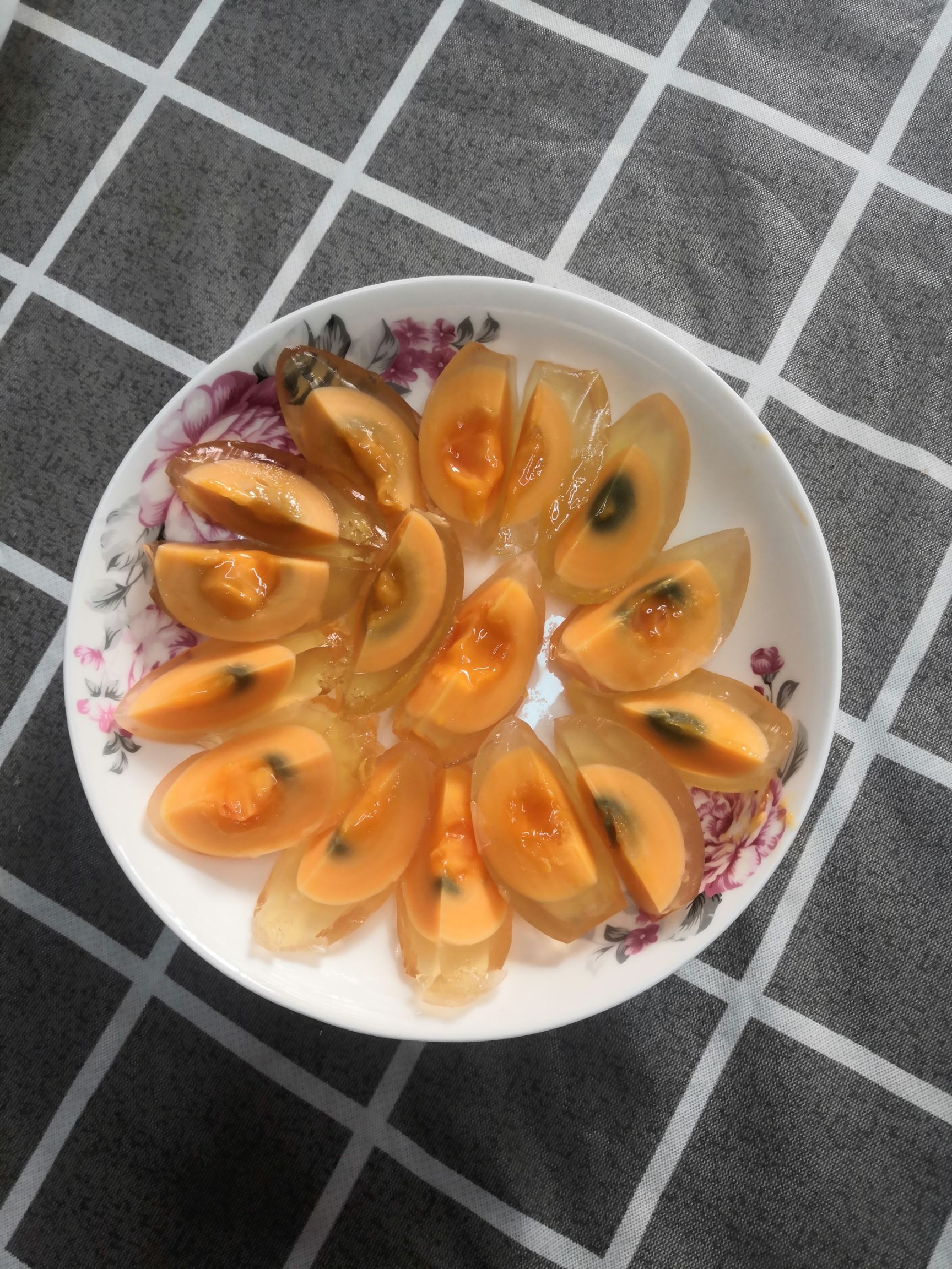 松花皮蛋  糠壳皮蛋糖心皮蛋，好得很