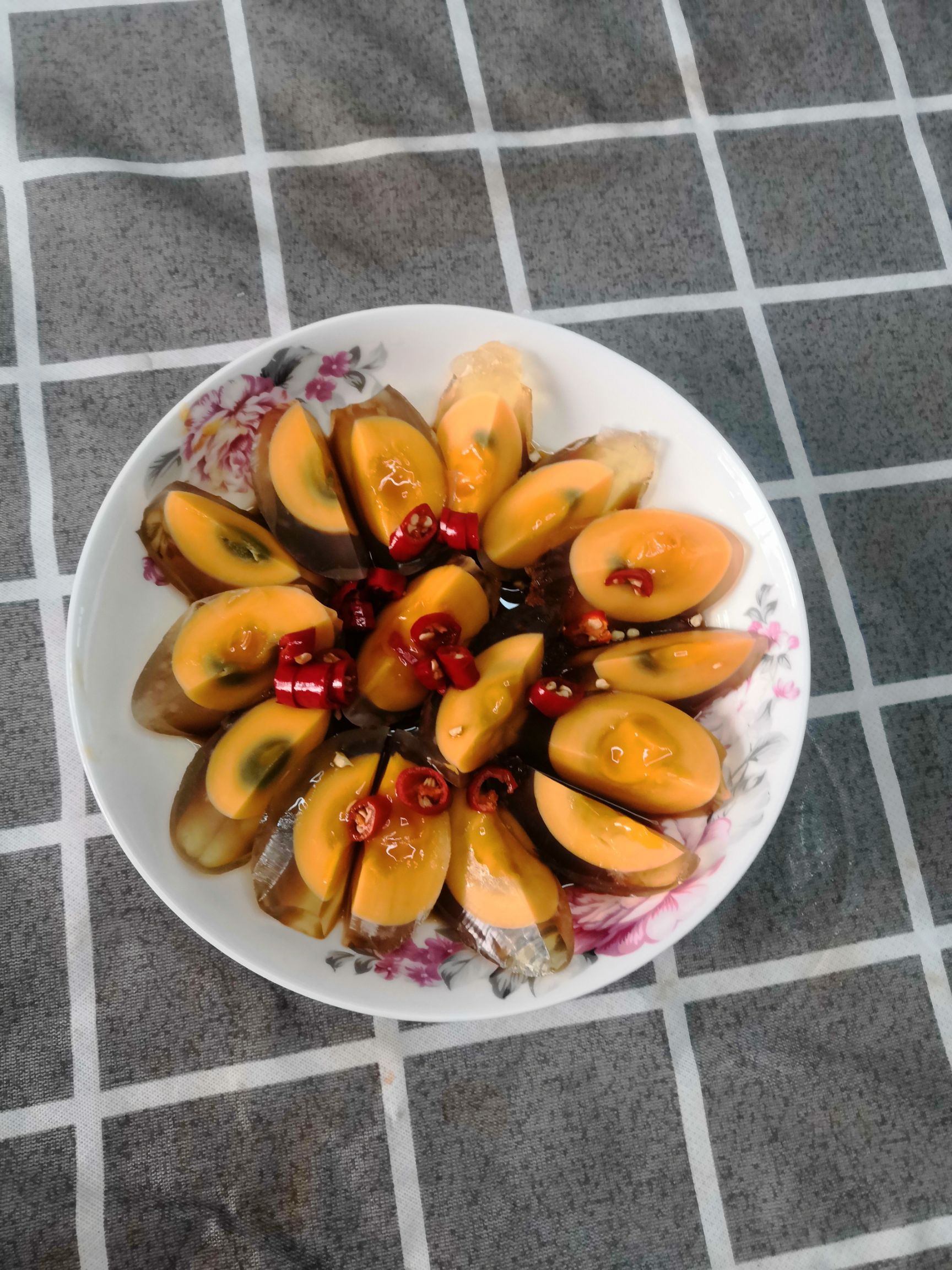松花皮蛋  糠壳皮蛋糖心皮蛋，好得很