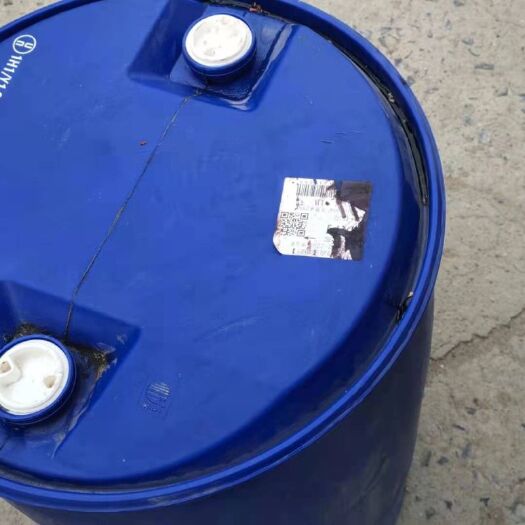 扶沟县蓝色大水桶，装250公斤水，装洗洁精的桶。九成新