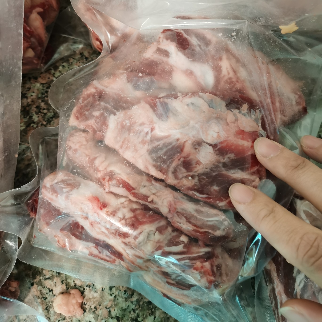 牛肉 高质量纯干腹肉条，块儿整价格低长期现货供应