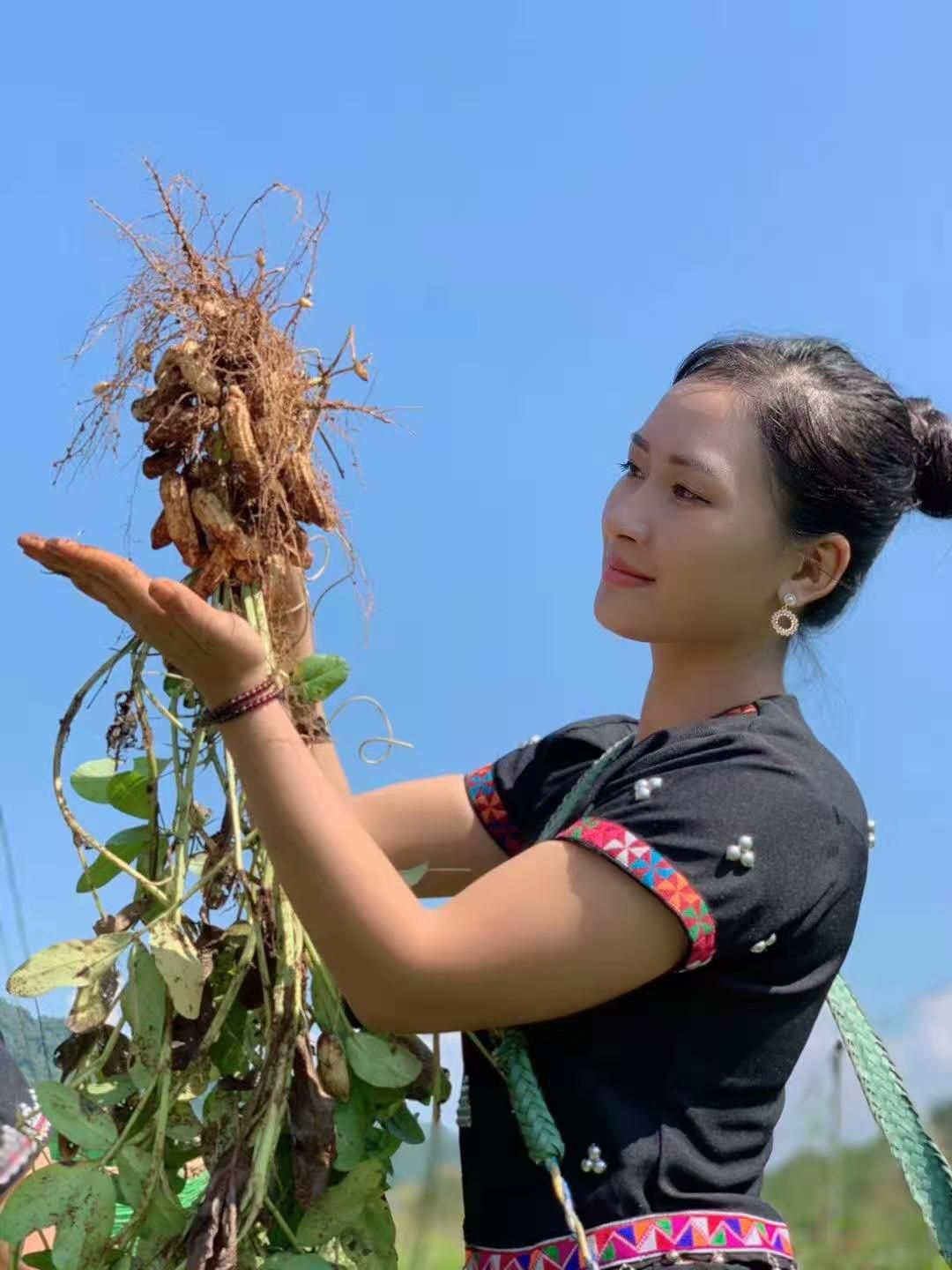 七彩干花生，富硒干花生
