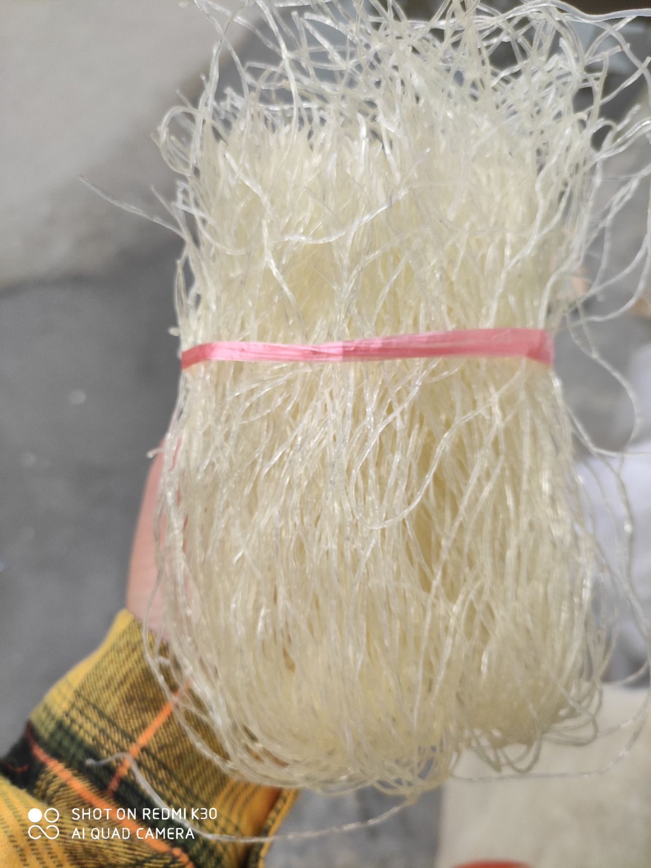 豌豆粉丝火锅粉丝产地批发跑江湖地摊10元3把热卖特产