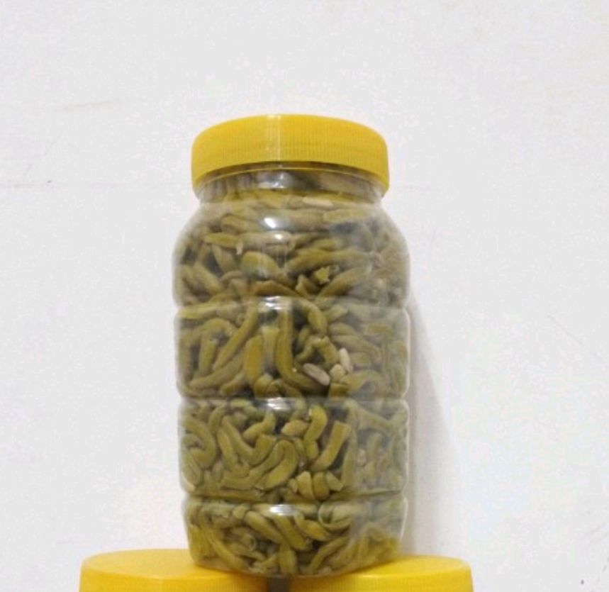 腌豆角  广东豆角酸，酸脆爽，可以炒菜凉拌各式操作30元一瓶
