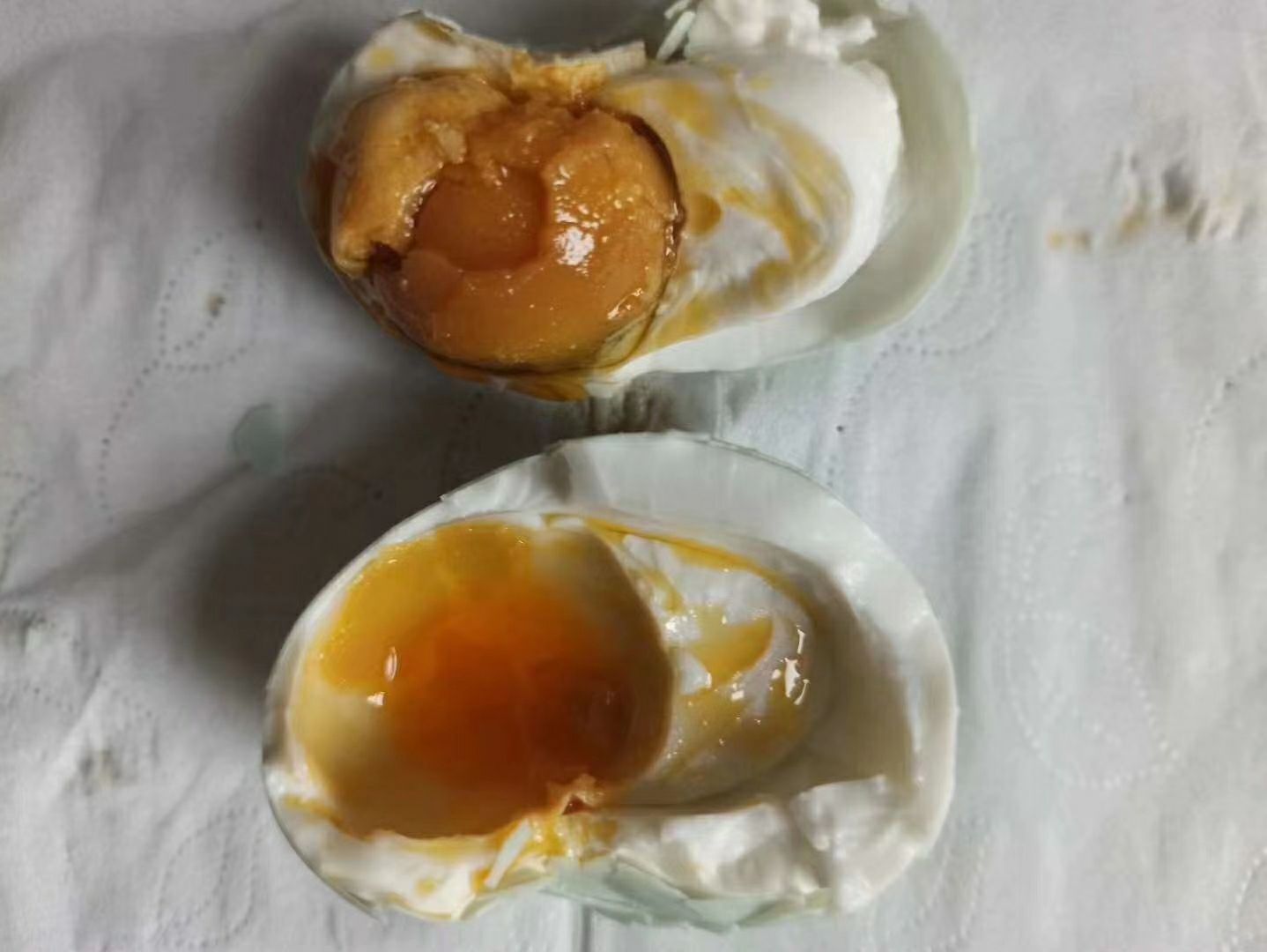 真空咸鸭蛋批发，油多，口味香。